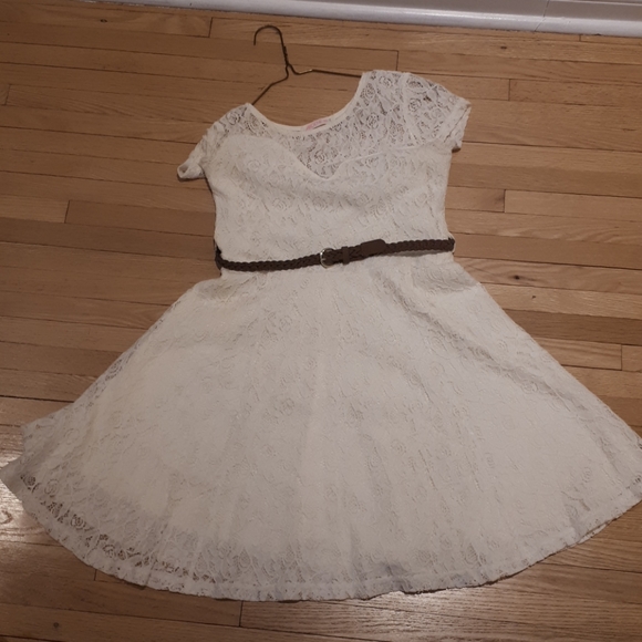 ARDENE white lace dress with brown belt - Picture 5 of 6